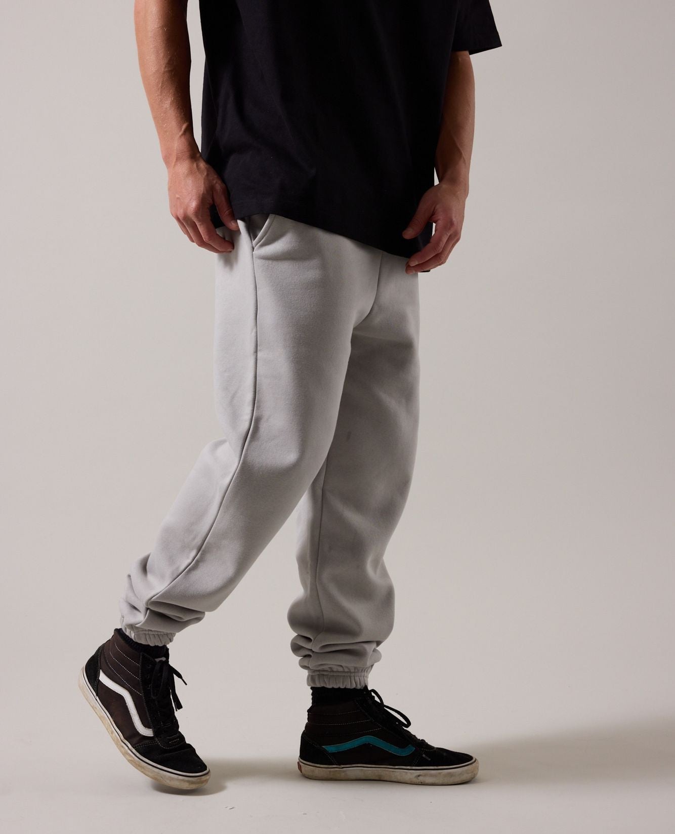 Ultra Heavy Sweatpants 8004 - Main Image