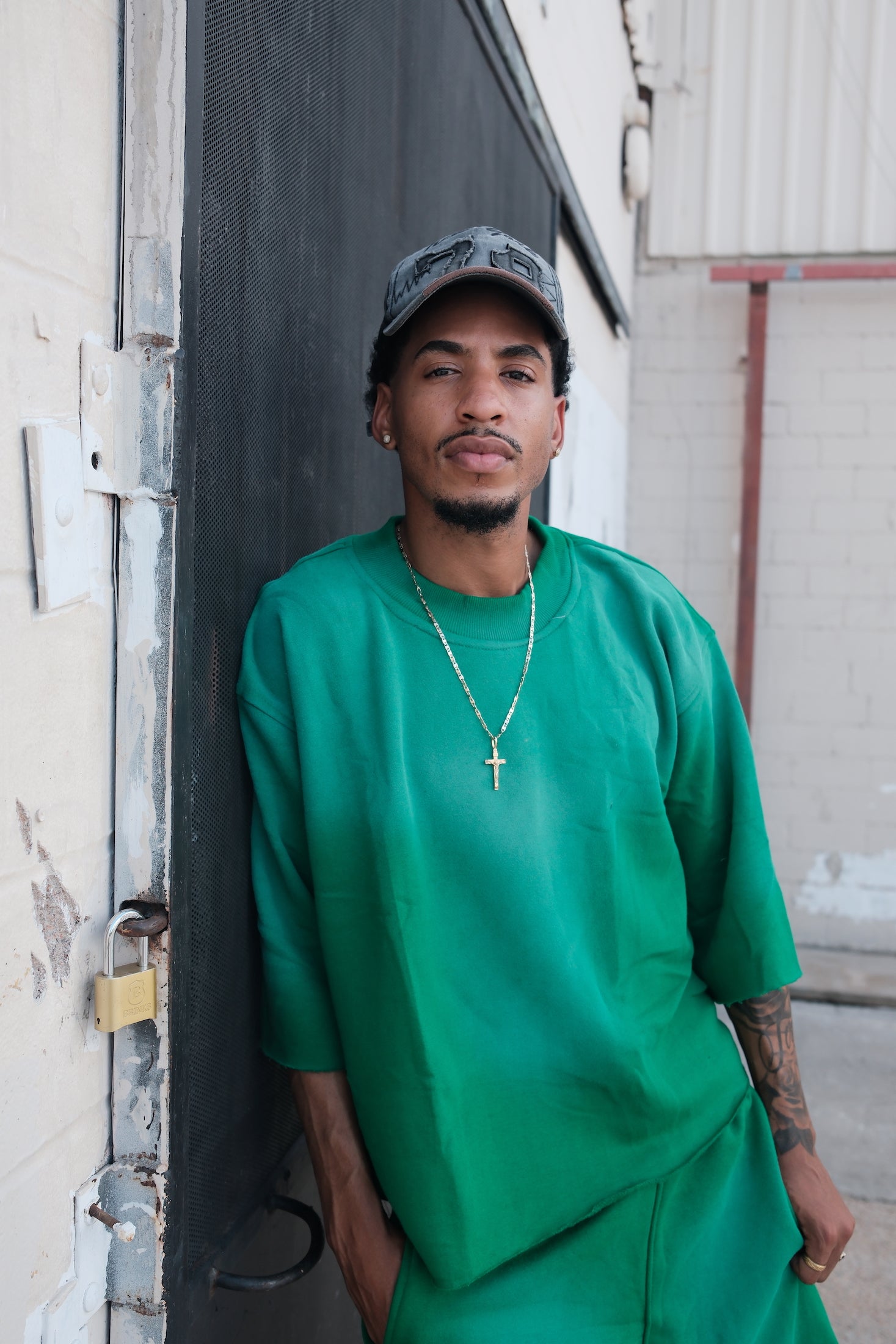 Acid Wash Raw Edge Tee | BH1009