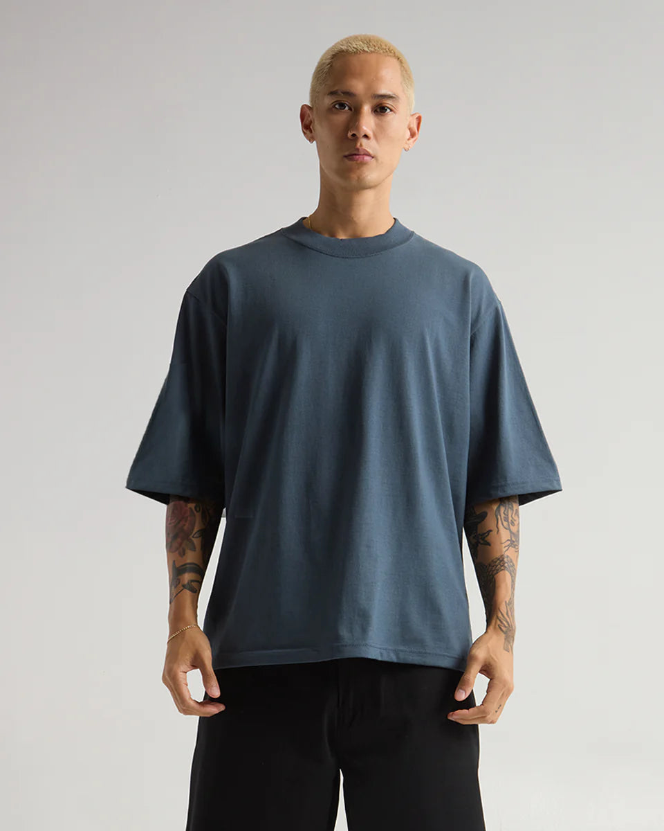 うっちーさん Oversized Round Neck T-Shirt TA-JULBACK02-M-OW-1_69dd11da-